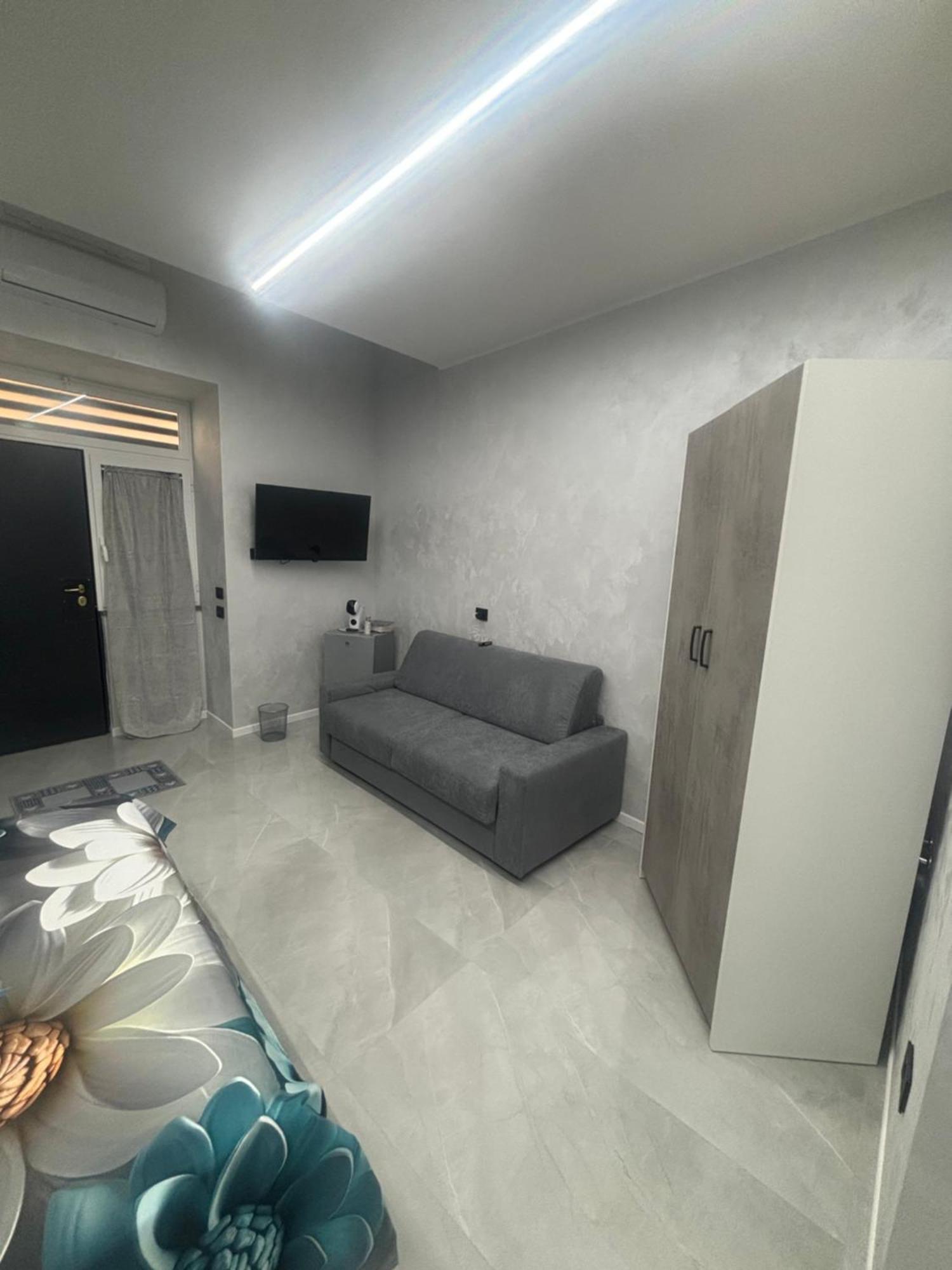 Апартаменты Kekka House Briante Неаполь Экстерьер фото