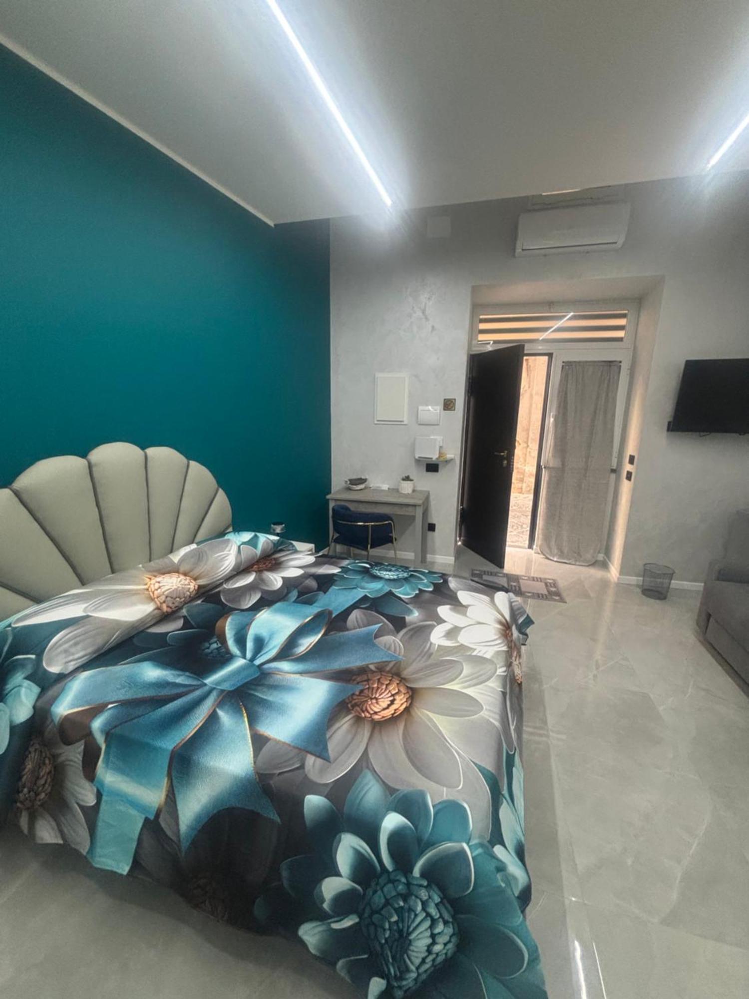 Апартаменты Kekka House Briante Неаполь Экстерьер фото